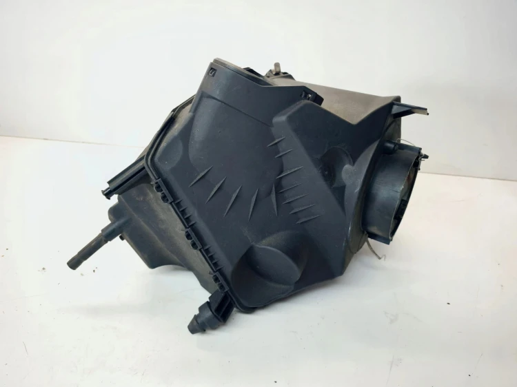 OBUDOWA FILTRA POWIETRZA AUDI A6 C6 3.0 TDI 4F0133837H