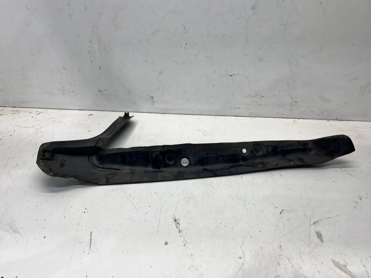 WYGŁUSZENIE BŁOTNIKA LEWE AUDI A4 B8 8K0821111C