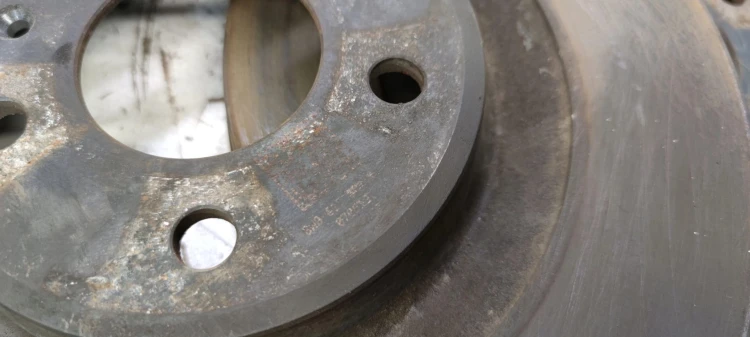 TARCZE HAMULCOWE TYŁ AUDI A6 A7 8W0615601K 330MM