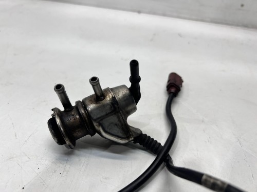 WTRYSKIWACZ WTRYSK ADBLUE AUDI A4 B9 A5 A6 C7 2.0 TDI 04L131113S