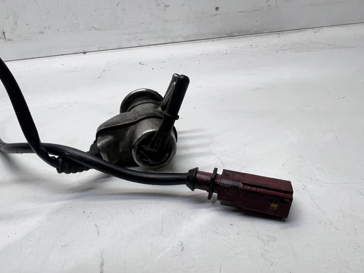 WTRYSKIWACZ WTRYSK ADBLUE AUDI A4 B9 A5 A6 C7 2.0 TDI 04L131113S
