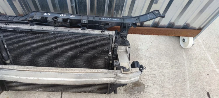 PAS PRZEDNI KPL AUDI A4 B8 2.7 3.0 TDI 2 WENTYLATORY AUTOMAT 2008-2011