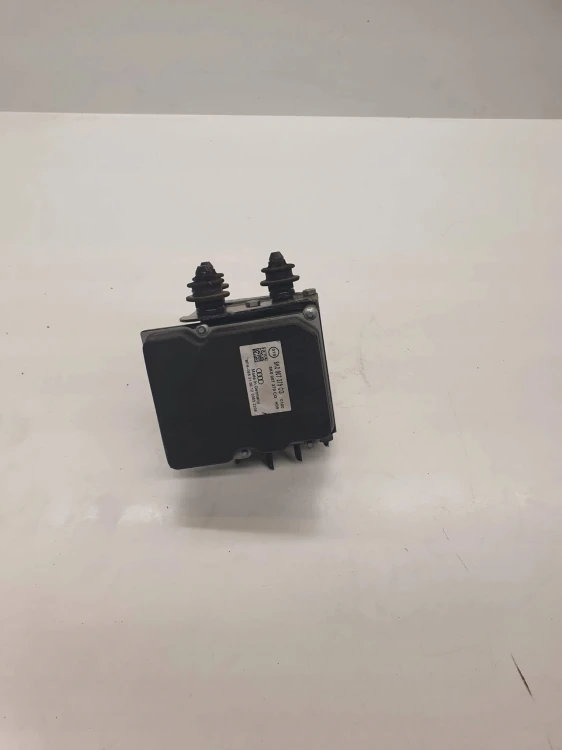 POMPA ABS ESP AUDI A4 B8 A5 8T Q5 8R 8K0907379CG