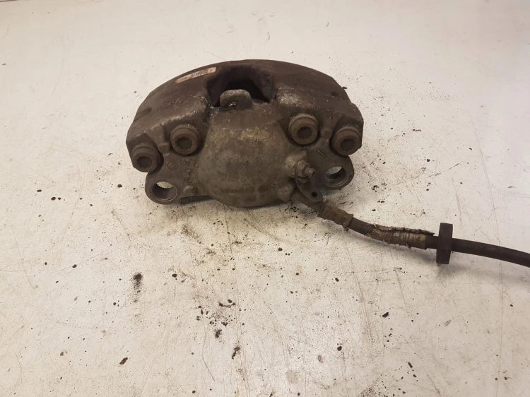 ZACISK HAMULCOWY LEWY PRZÓD AUDI A6 C7 A7 4G0105AK
