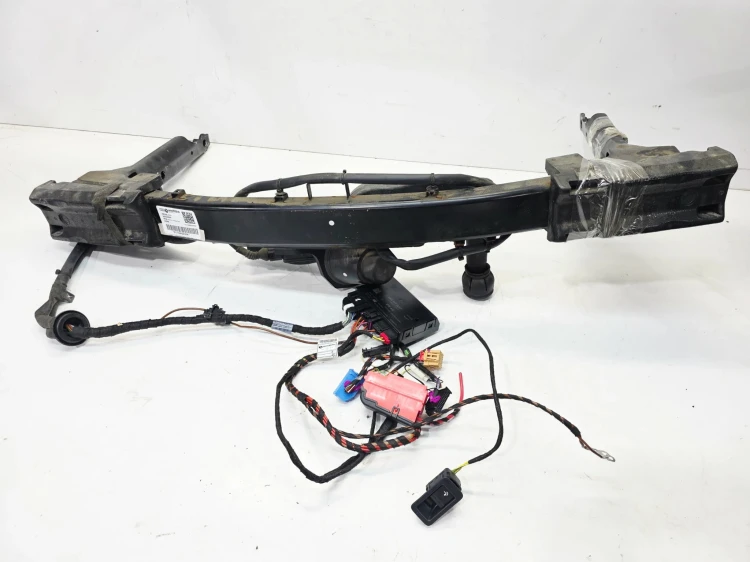 HAK HOLOWNICZY SKŁADANY WESTFAILA + MODUŁ AUDI A4 B9 8W0092157A KOMPLET