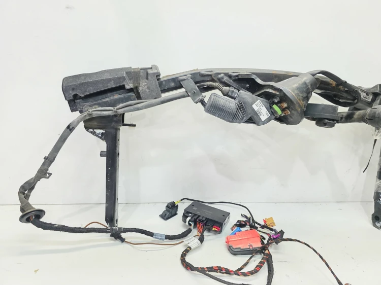 HAK HOLOWNICZY SKŁADANY WESTFAILA + MODUŁ AUDI A4 B9 8W0092157A KOMPLET