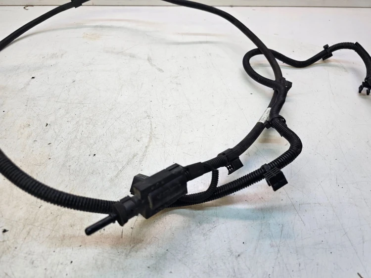 PRZEWÓD WĄŻ ADBLUE AUDI A4 B9 A5 8W F5 8W0131961A