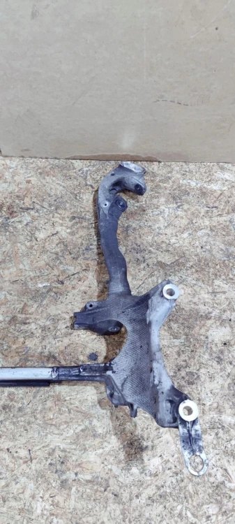 TRAWERS SANKI PRZÓD AUDI A4 B8 A5 LIFT 8K0399315G