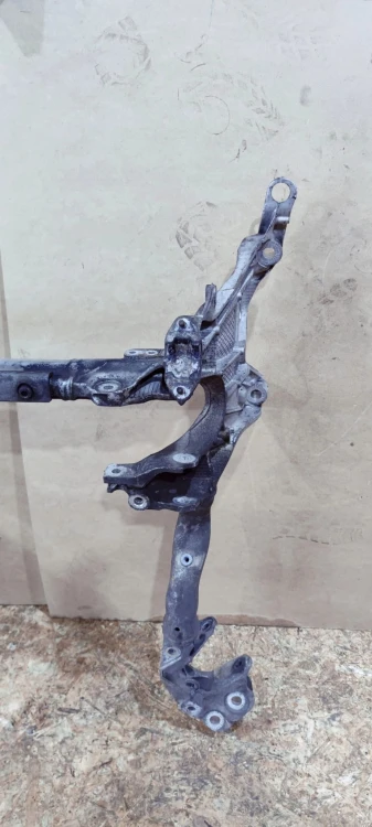 TRAWERS SANKI PRZÓD AUDI A4 B8 A5 LIFT 8K0399315G