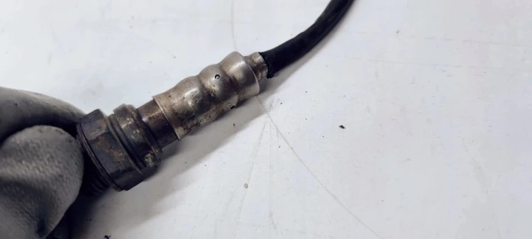 CZUJNIK TEMPERATURY SPALIN SONDA AUDI 06E906265AA