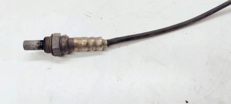 CZUJNIK TEMPERATURY SPALIN SONDA AUDI 06E906265AA