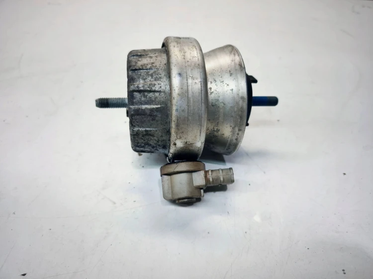 PODUSZKA ŁAPA SILNIKA Z CZUJNIKIEM AUDI A6 C6 4F0199382H