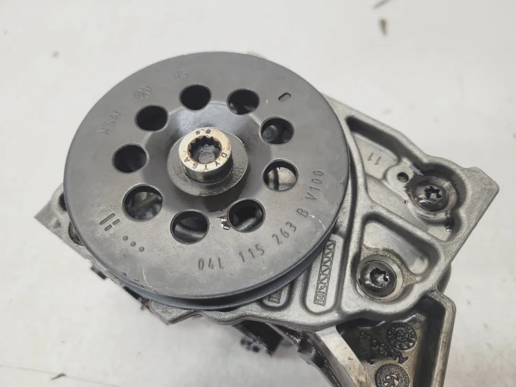 POMPA OLEJU AUDI A4 B9 A5 8W A6 C7 2.0 TDI 04L145208D 04L145112