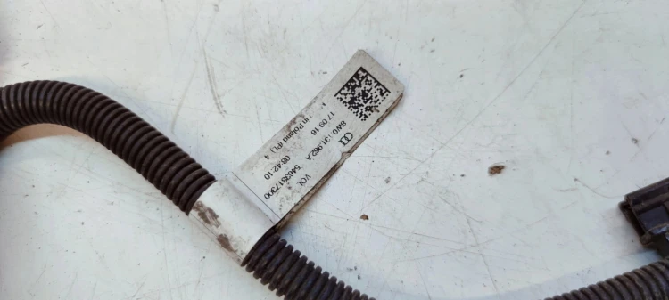 PRZEWÓD WĄŻ PŁYNU ŚRODKA REDUKUJĄCEGO AUDI A4 B9 A5 8W F5 8W0131962A