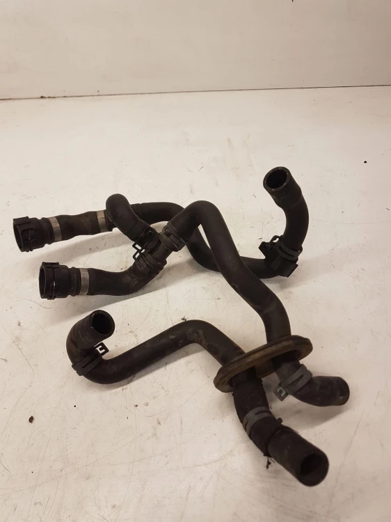 RURA PRZEWÓD WODY AUDI Q5 8R 8R0819334E