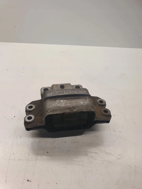 ŁAPA PODUSZKA SKRZYNI AUDI VW 1K0199555CA