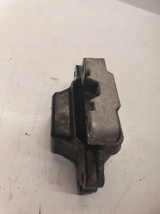 ŁAPA PODUSZKA SKRZYNI AUDI VW 1K0199555CA