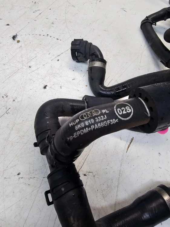 WĄŻ RURA WODY AUDI A4 B8 A5 8T Q5 8R 8K0819334AB
