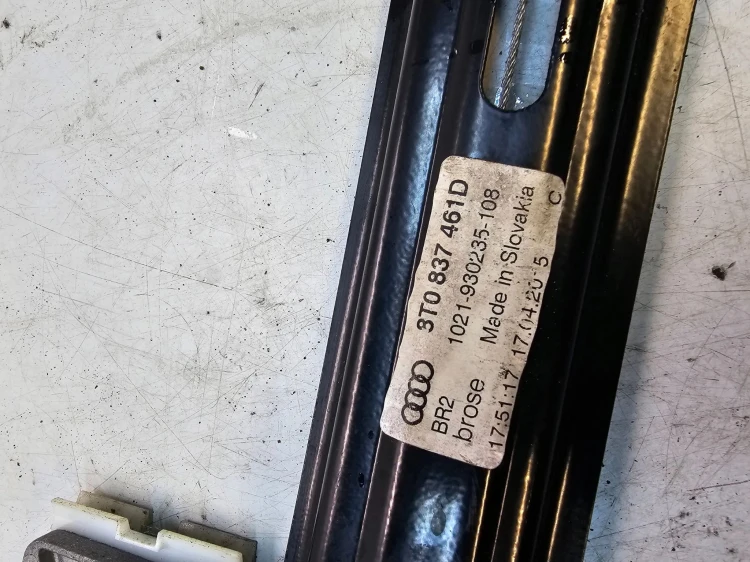 MECHANIZM SZYBY LEWY PRZÓD AUDI A5 8T COUPE 8T0837461D