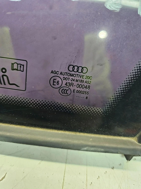 SZYBA KAROSERYJNA AUDI A4 B8 8K5 SEDAN CHROM PRAWY TYŁ 2008R
