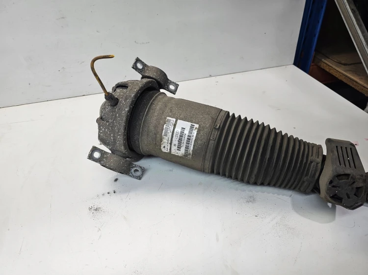 AMORTYZATOR PRAWY TYŁ AUDI Q7 4L 7L8616020