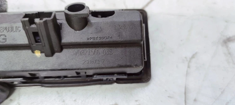 KLAMKA KLAPY TYŁ AUDI A4 B9 A5 3V0827566