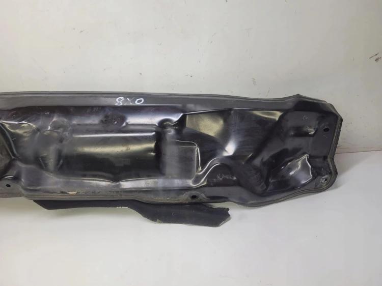 PODSZYBIE METALOWE AUDI A1 8X 8X0805275A