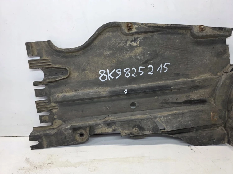 OSŁONA PODWOZIA LEWY TYŁ AUDI A4 B8 ALLROAD 8K9825215 ORYGINAŁ *7*