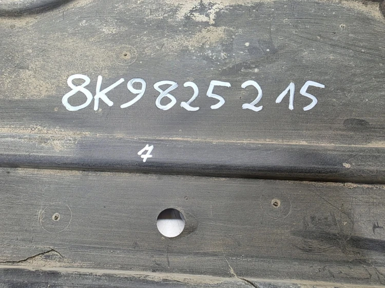 OSŁONA PODWOZIA LEWY TYŁ AUDI A4 B8 ALLROAD 8K9825215 ORYGINAŁ *7*