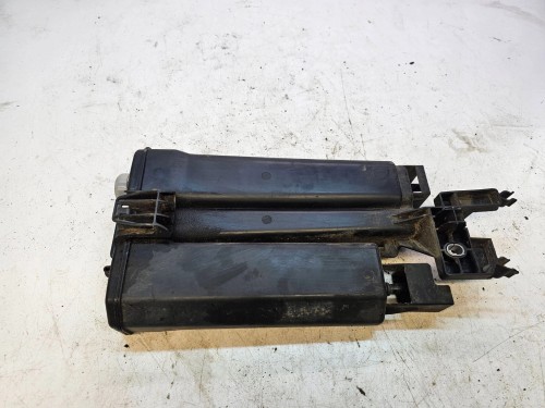 FILTR WĘGLOWY AUDI A3 8V VW SEAT SKODA 5Q0201801B