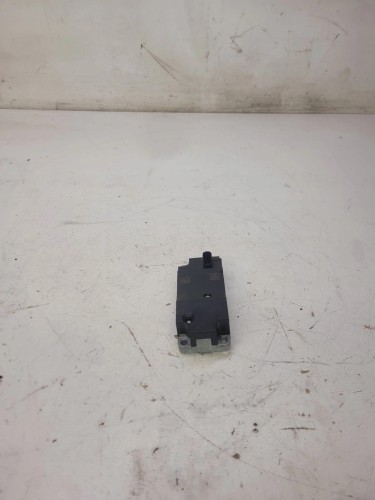BLOKADA KIEROWNICY RYGIEL AUDI A4 B9 A5 3Q0905861A