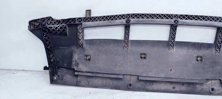 OSŁONA PŁYTA POD ZDERZAK AUDI Q5 8R 8R0807233