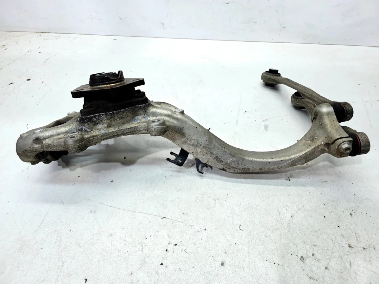 ZWROTNICA PIASTA LEWY PRZÓD AUDI Q7 4M 4M0407271J 4M0407559
