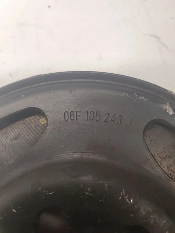 KOŁO PASOWE AUDI A4 B7 A6 C6 2,0 TFSI 06F105243J