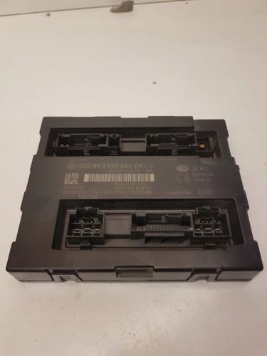 MODUŁ KOMFORTU AUDI A4 B8 A5 Q5 8K0907064CN