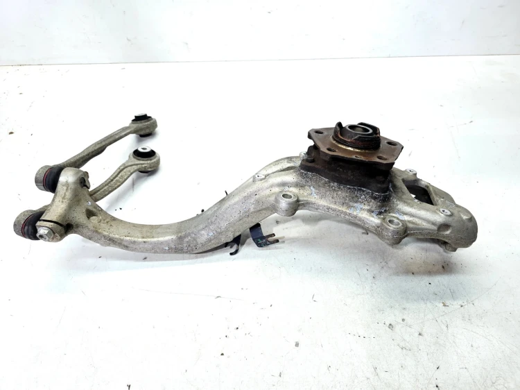 ZWROTNICA PIASTA PRAWY PRZÓD AUDI Q7 4M 4M0407272J 4M0407560