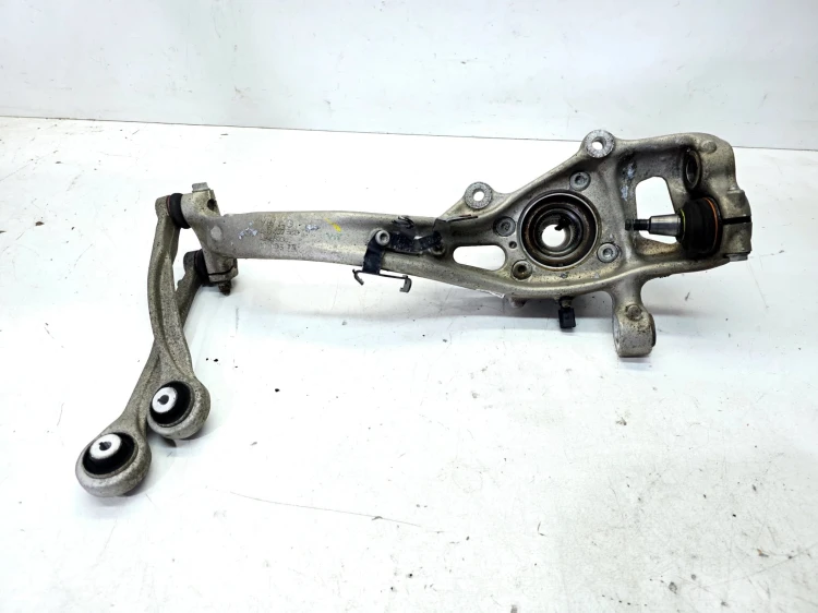 ZWROTNICA PIASTA PRAWY PRZÓD AUDI Q7 4M 4M0407272J 4M0407560