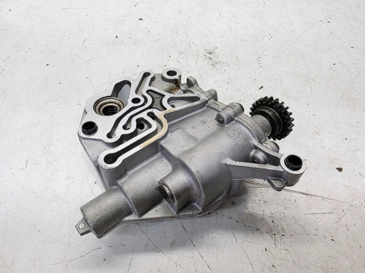 POMPA OLEJU AUDI VOLKSWAGEN SEAT SKODA 1.8 2.0 TSI TFSI 06H115105BT