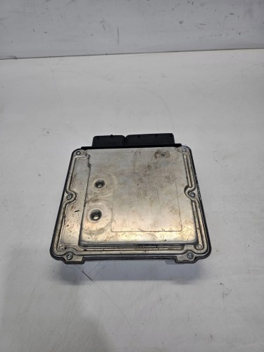 STEROWNIK KOMPUTER SILNIKA AUDI A4 B7 3.0 TDI 8E0907401AL 8E0910401P
