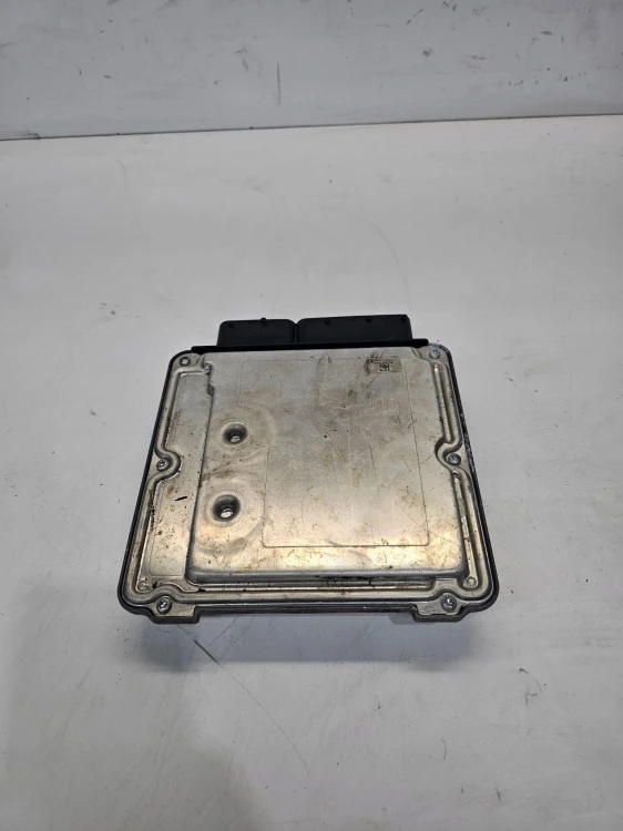 STEROWNIK KOMPUTER SILNIKA AUDI A4 B7 3.0 TDI 8E0907401AL 8E0910401P