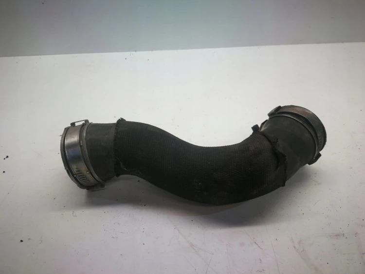 RURA WĄŻ INTERCOOLERA AUDI A6 C6 4F0145709H