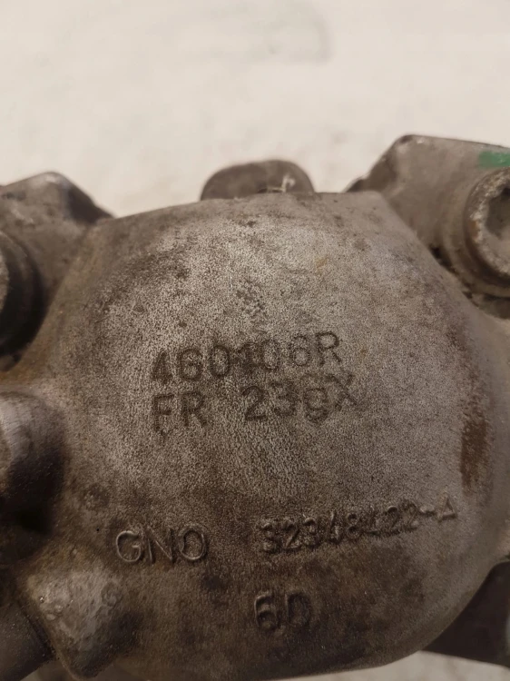 ZACISK HAMULCOWY PRAWY PRZÓD AUDI A6 C7 7 4G0106R