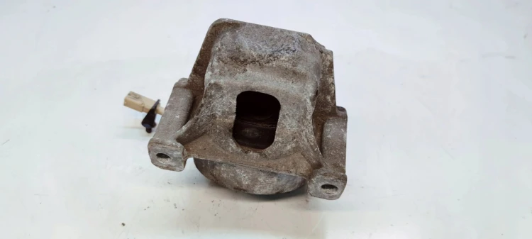 PODUSZKA SILNIKA LEWA LUB PRAWA Z CZUJNIKIEM AUDI A4 B8 A5 Q5 8R0199381C