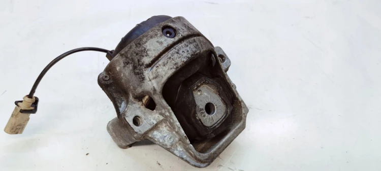 PODUSZKA SILNIKA LEWA LUB PRAWA Z CZUJNIKIEM AUDI A4 B8 A5 Q5 8R0199381C