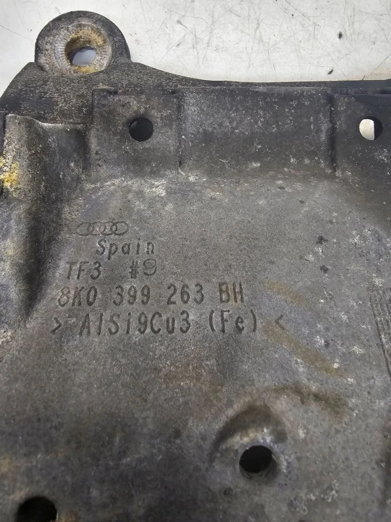 ŁAPA PODPORA SKRZYNI BIEGÓW AUDI A4 B8 A5 8T Q5 8K0399263BH