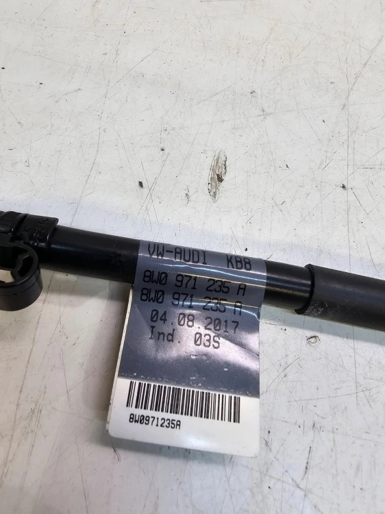 KLEMA MINUSOWA AUDI A4 B9 A5 8W 8W0971235A