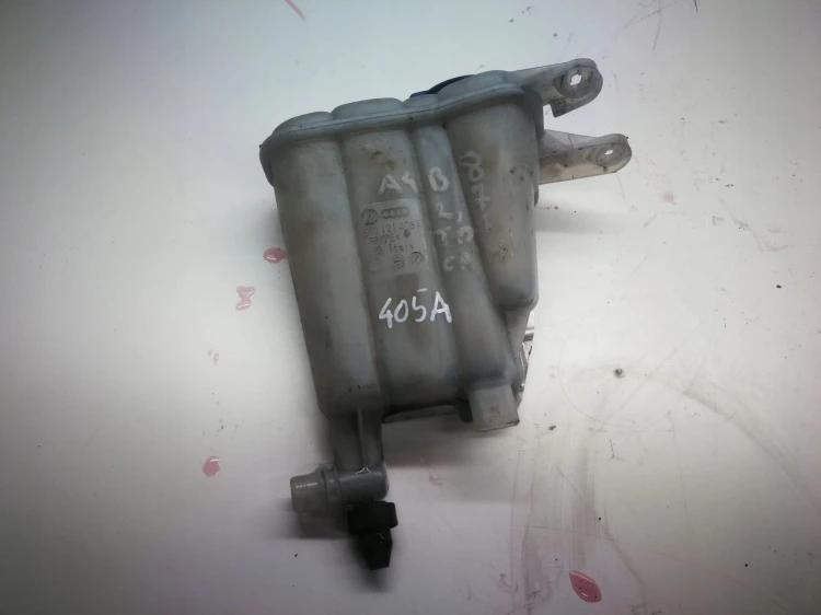 ZBIORNICZEK WYRÓWNAWCZY AUDI A4 A5 Q5 8K0121405A