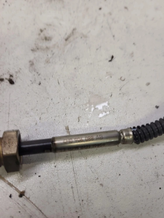CZUJNIK TEMPERATU SPALIN AUDI A6 A7 A8 4H0906088AB