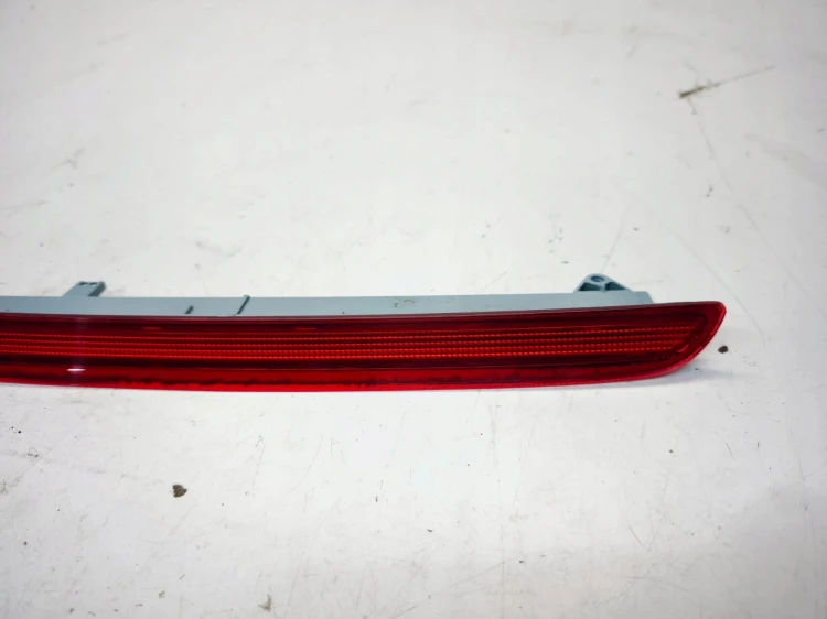 ŚWIATŁO STOP STOPU TRZECIE AUDI A3 8P LIFT S LINE 5-D 8P4945097A