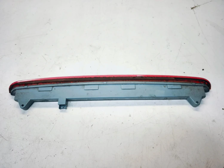 ŚWIATŁO STOP STOPU TRZECIE AUDI A3 8P LIFT S LINE 5-D 8P4945097A